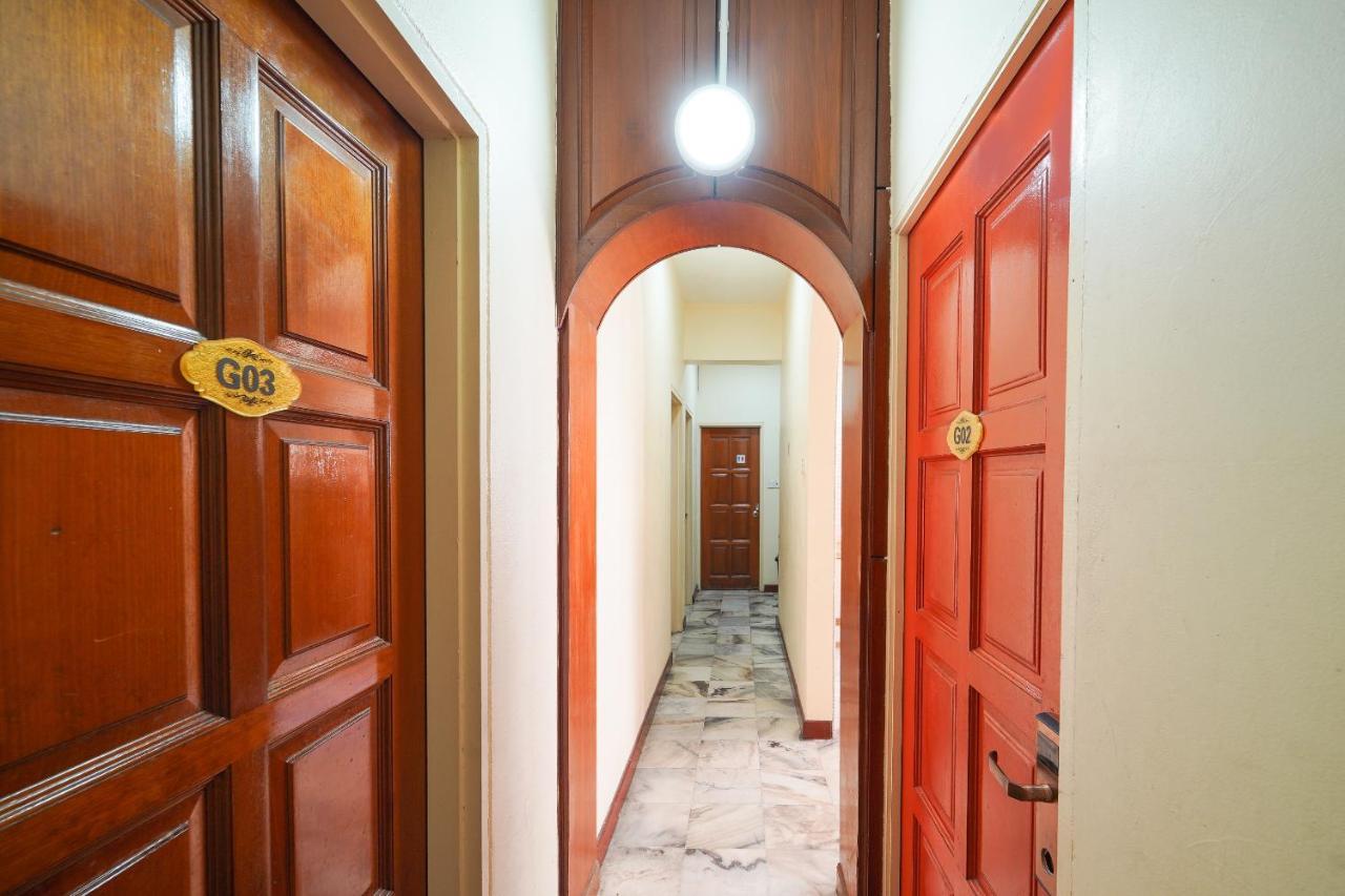 Hotel Spot On 89645 Ong'S Court George Town Esterno foto